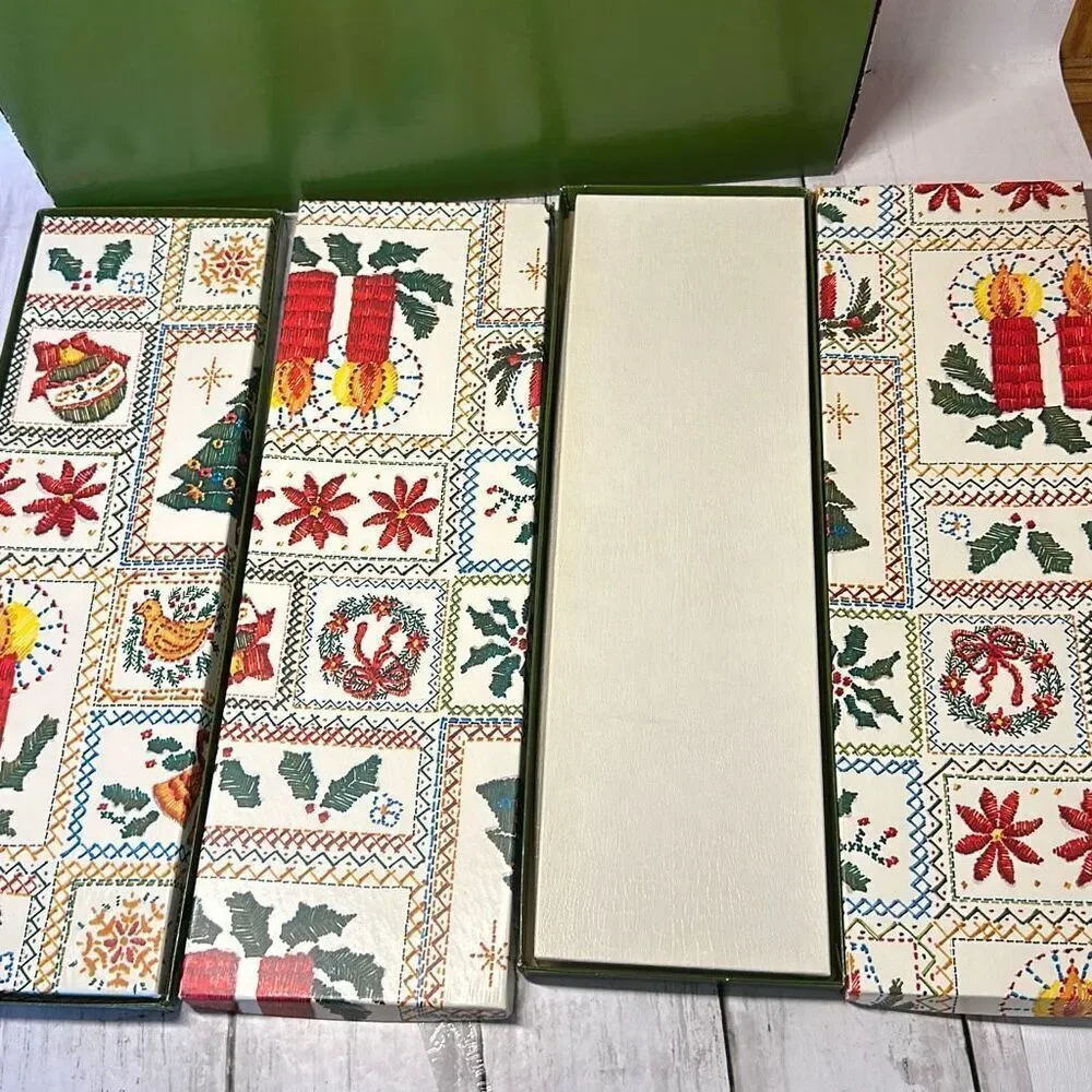 Vintage Christmas Gift Boxes Poinsettia Christmas Tree Heavy Duty Unique set‎ 7